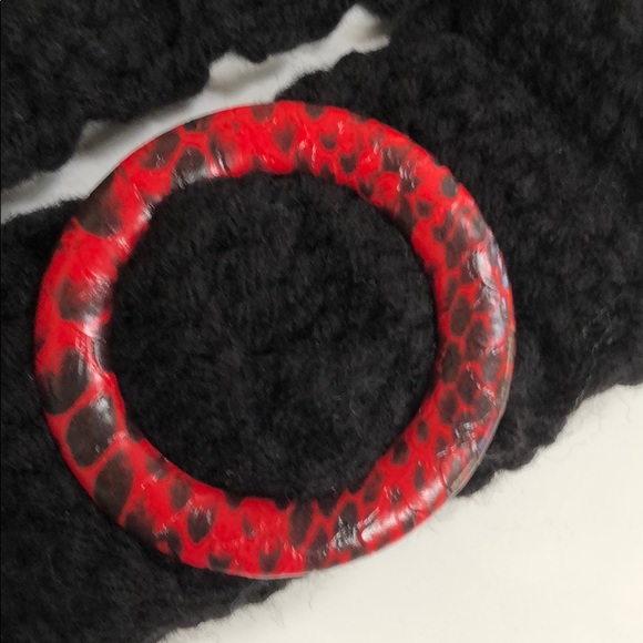 Black & red headband hand crochet - Picture 2 of 3